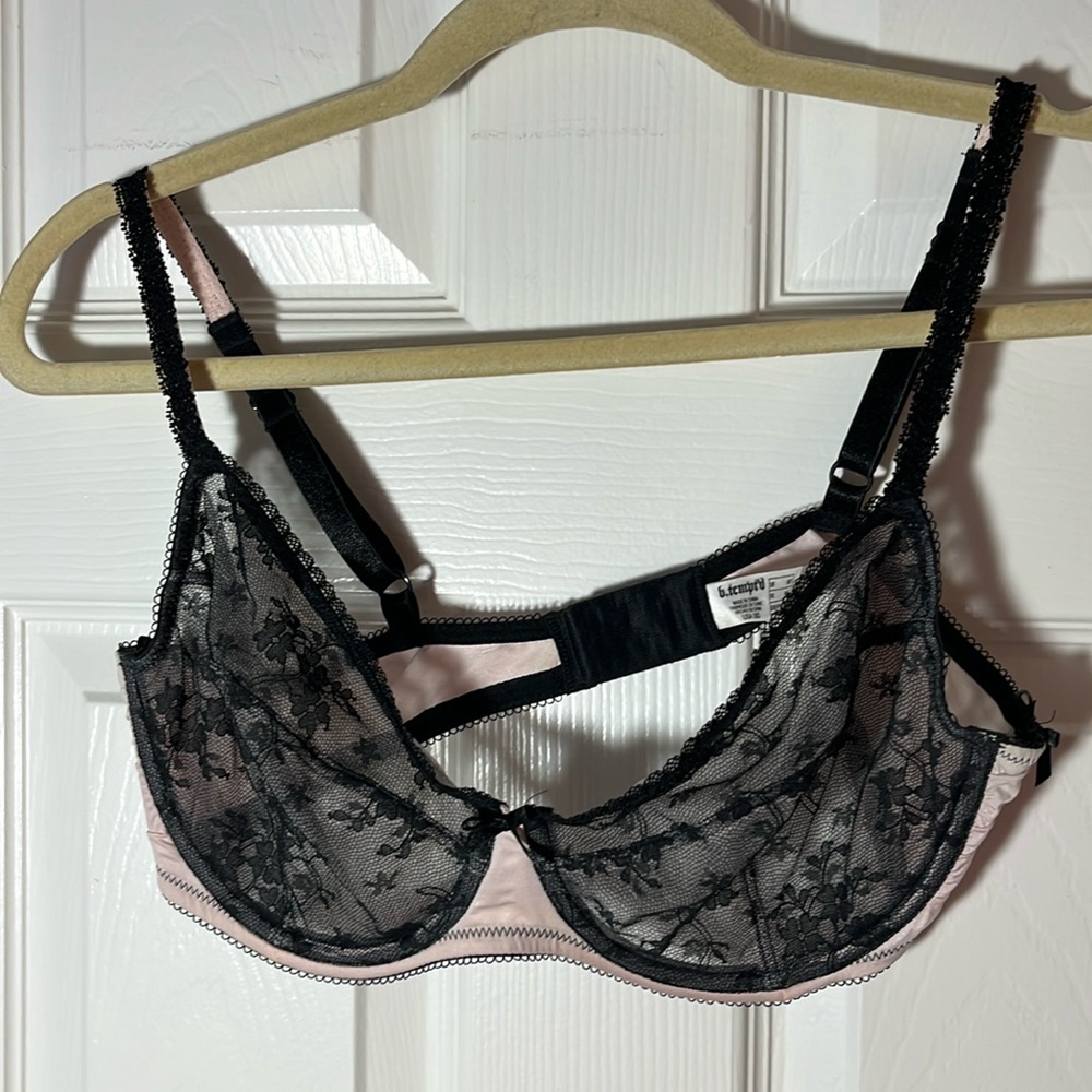 B Tempted by Wacoal semi sheer sexy bra black lace cops pink satin straps 36D